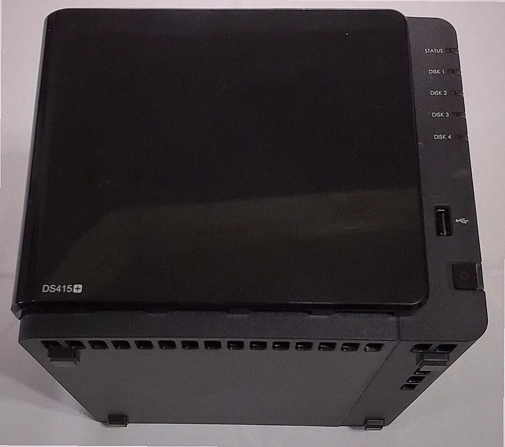 Synology DS415+ 4-Bay NAS 8TB 4x2TB WD Tested Working w/ Power Supply